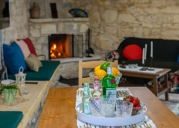 Akamantida Platea 2 * Pano Arodes